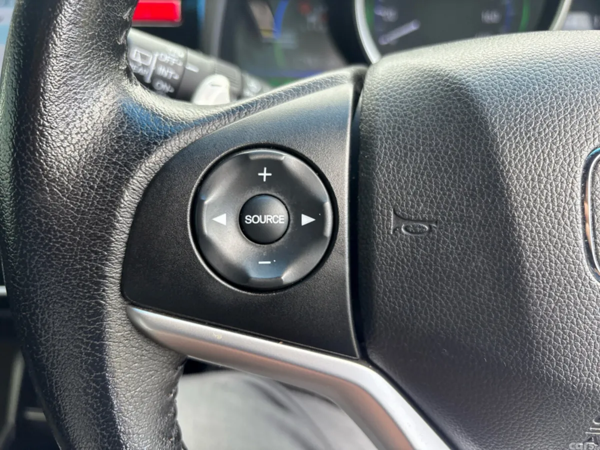 Honda Fit Hatchback, Petrol Hybrid, 2016, Blue