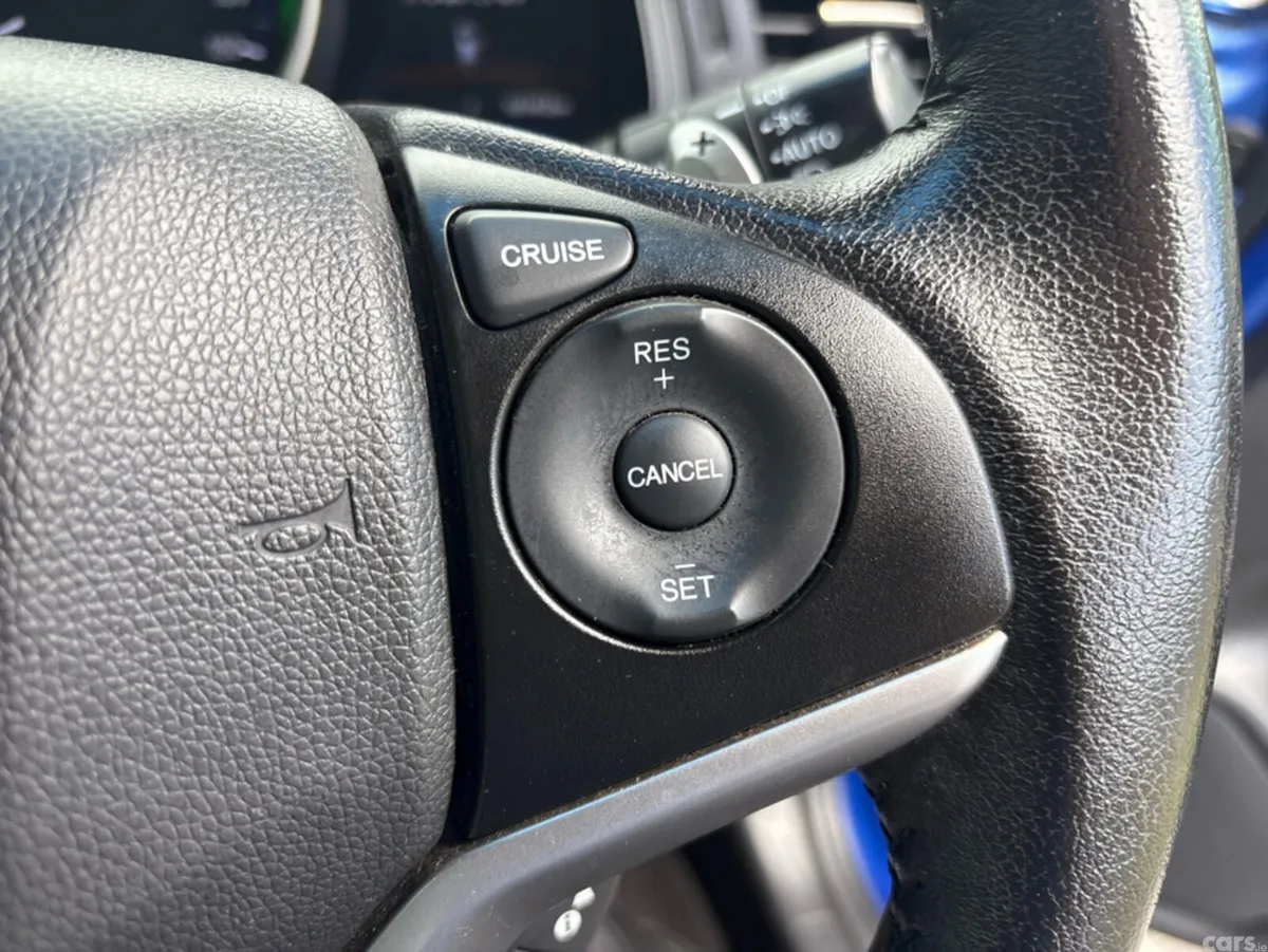 Honda Fit Hatchback, Petrol Hybrid, 2016, Blue