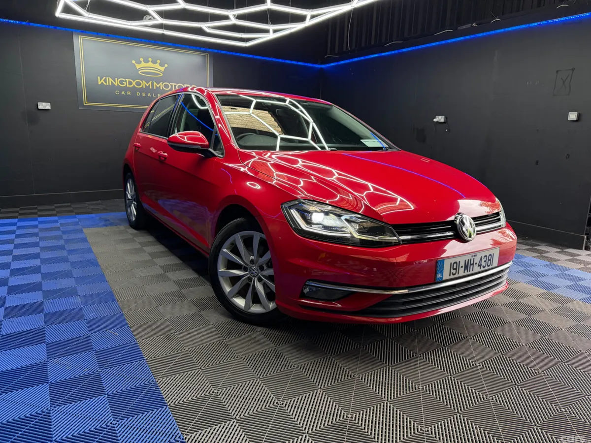 Volkswagen Golf Hatchback, Petrol, 2019, Red