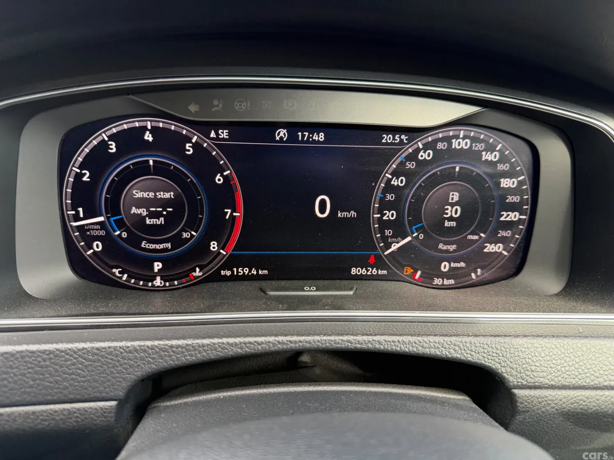 Volkswagen Golf Hatchback, Petrol, 2019, Red