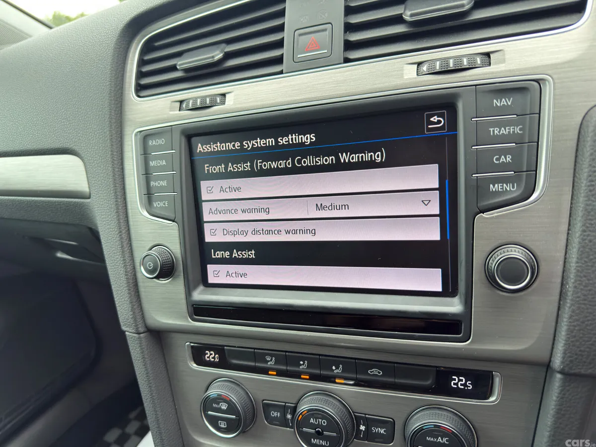 Volkswagen Golf Hatchback, Petrol, 2017, Silver