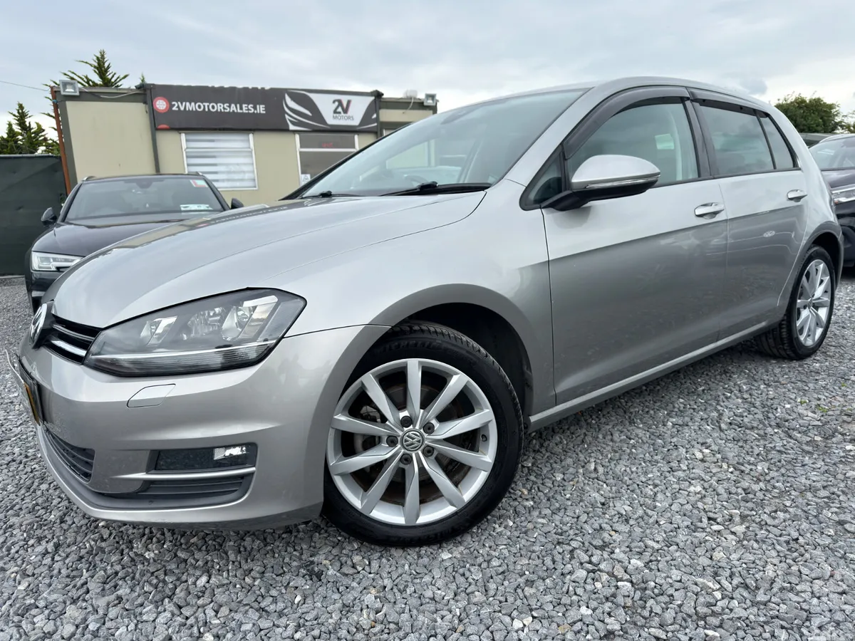 Volkswagen Golf Hatchback, Petrol, 2017, Silver