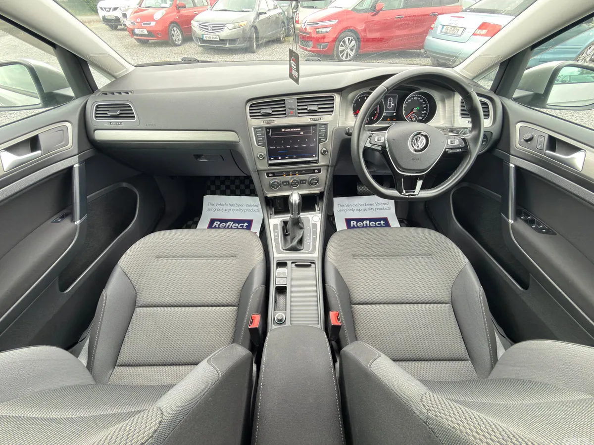 Volkswagen Golf Hatchback, Petrol, 2017, Silver