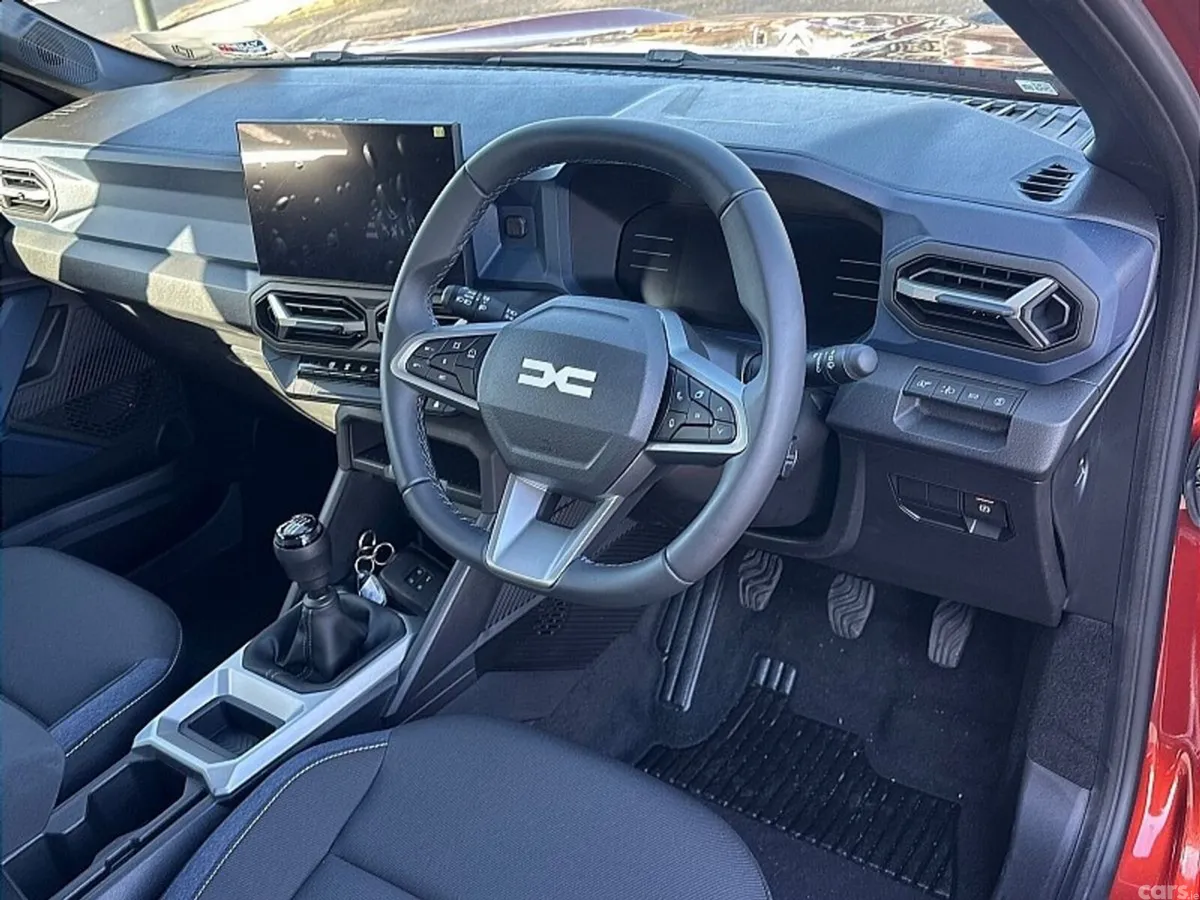 Dacia Bigster SUV, Petrol Hybrid, 2026, Orange