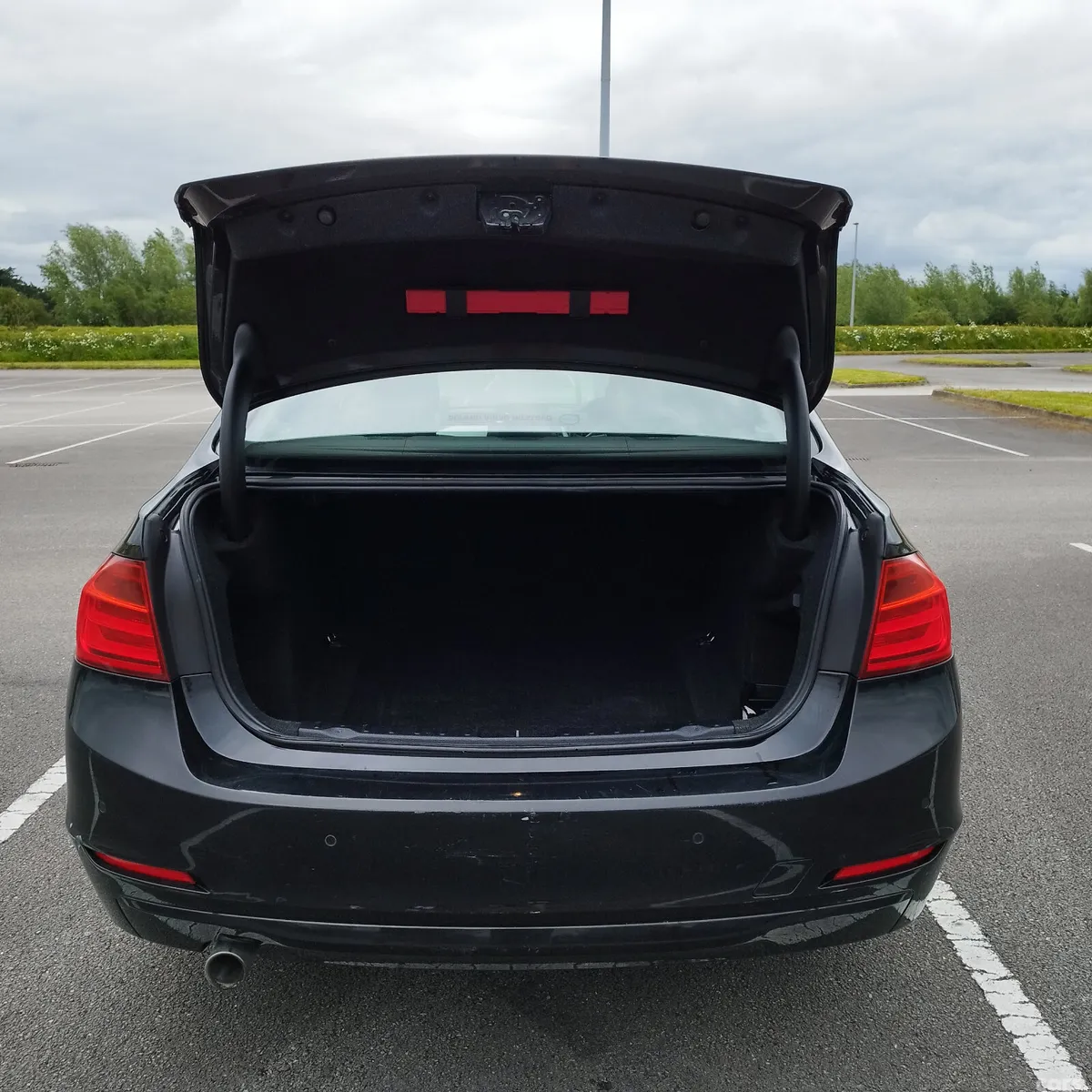 BMW 3-Series Saloon, Diesel, 2015, Black