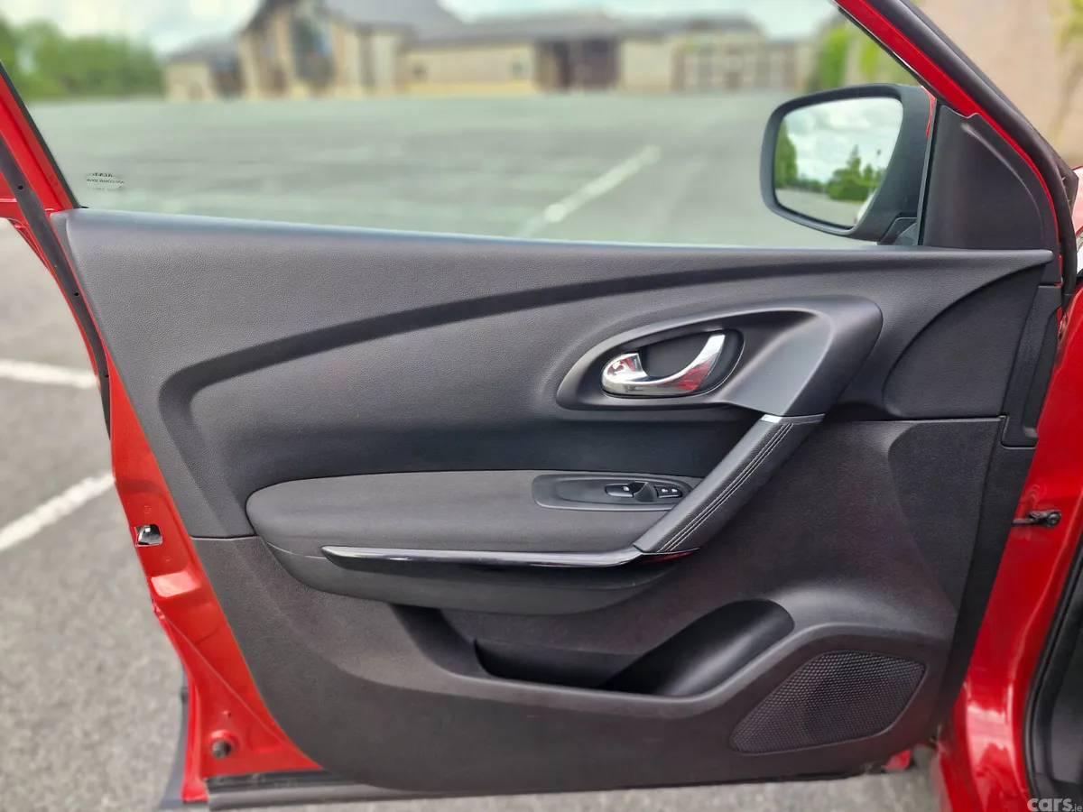 Renault Kadjar SUV, Diesel, 2016, Red