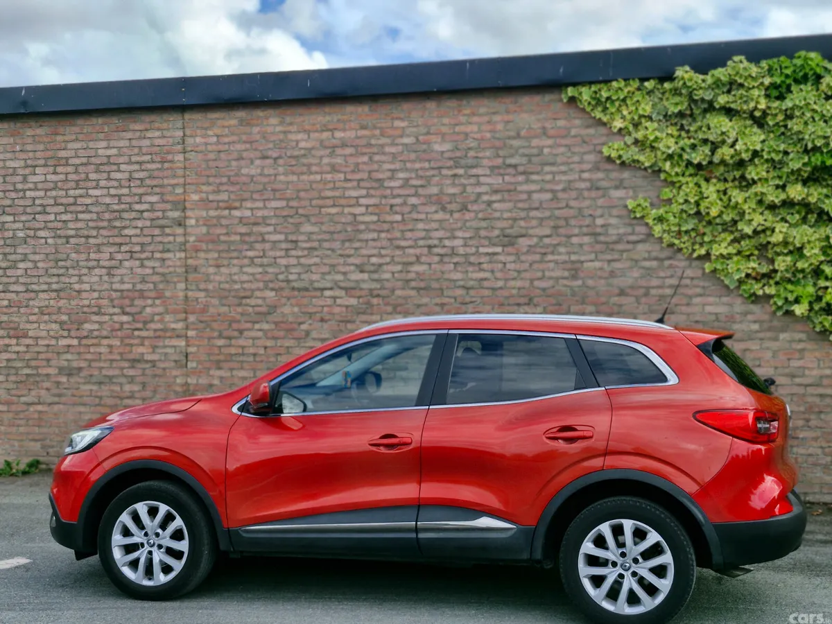 Renault Kadjar SUV, Diesel, 2016, Red