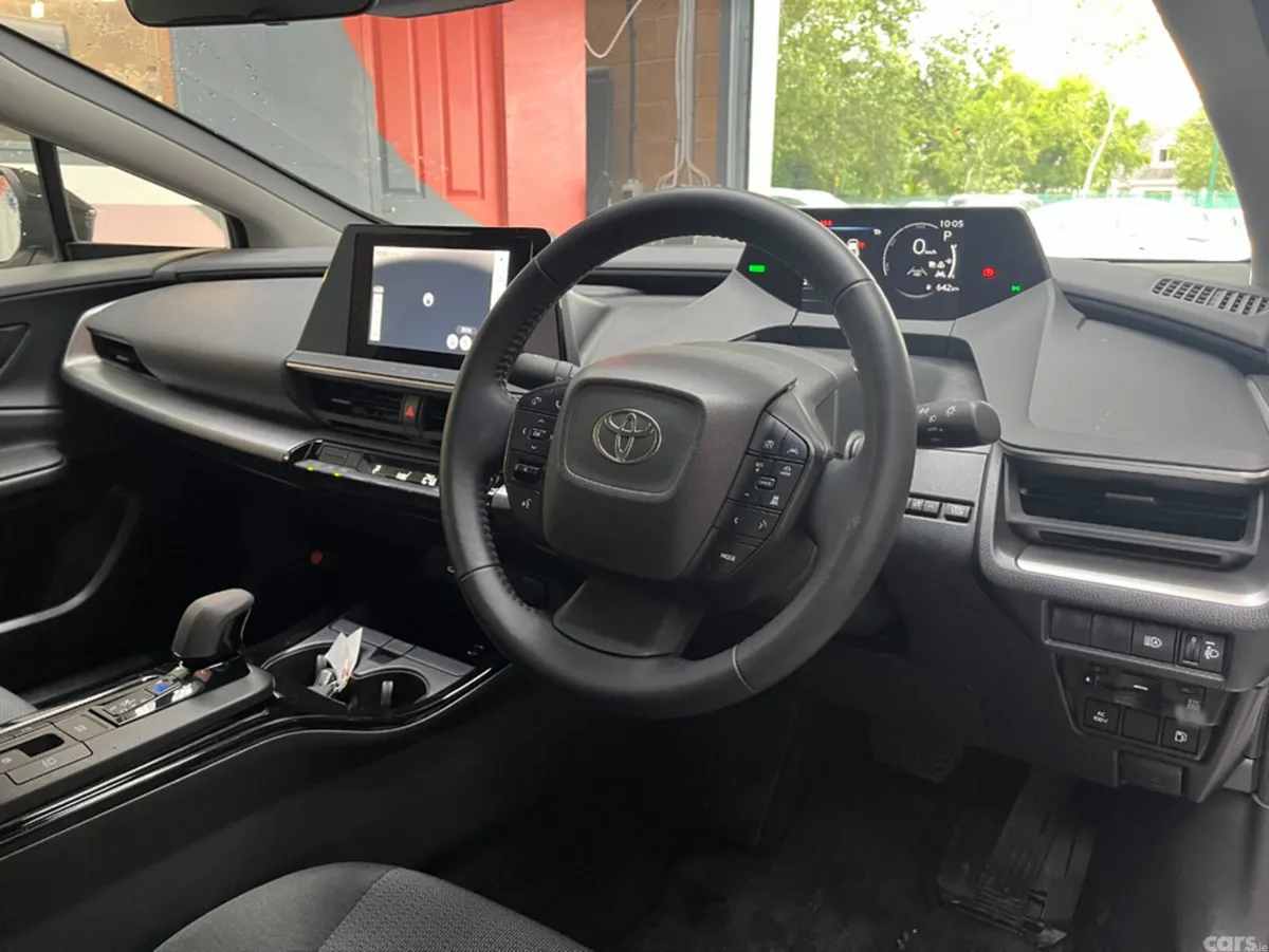 Toyota Prius Estate, Petrol, 2024, White