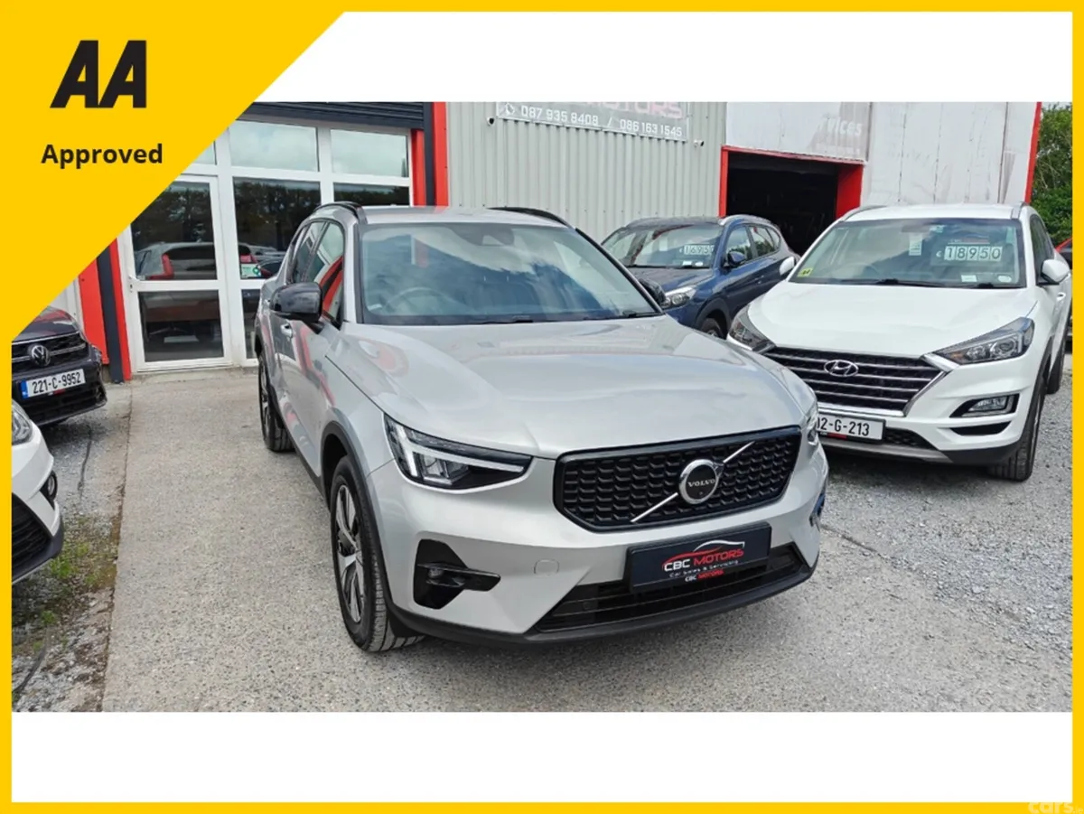 Volvo XC40 SUV, Petrol Plug-in Hybrid, 2023, Silver