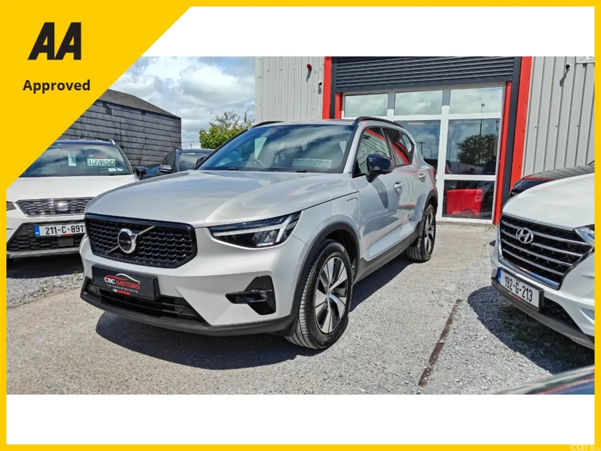 Volvo XC40 SUV, Petrol Plug-in Hybrid, 2023, Silver