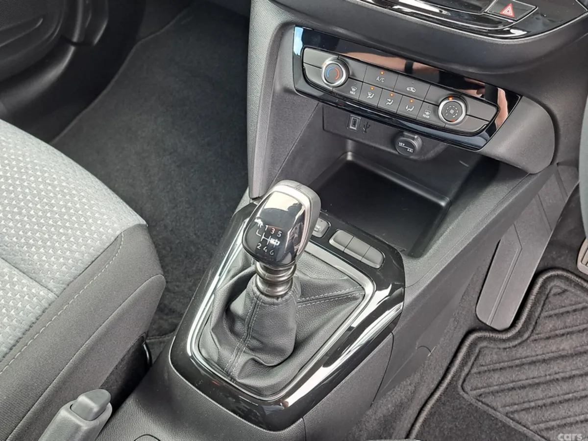Opel Corsa Hatchback, Petrol, 2027, Silver