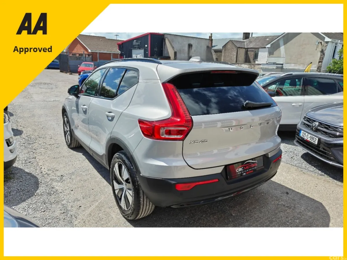 Volvo XC40 SUV, Petrol Plug-in Hybrid, 2023, Silver