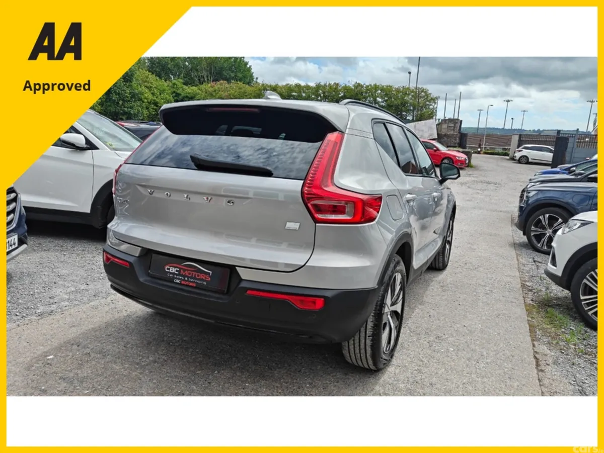 Volvo XC40 SUV, Petrol Plug-in Hybrid, 2023, Silver