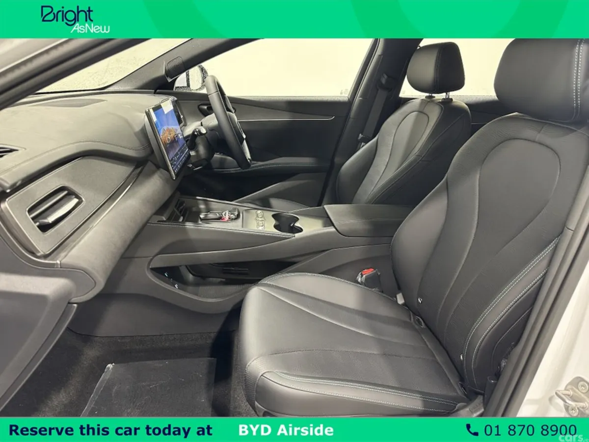 BYD SEAL Hatchback, Petrol Plug-in Hybrid, 2026, White