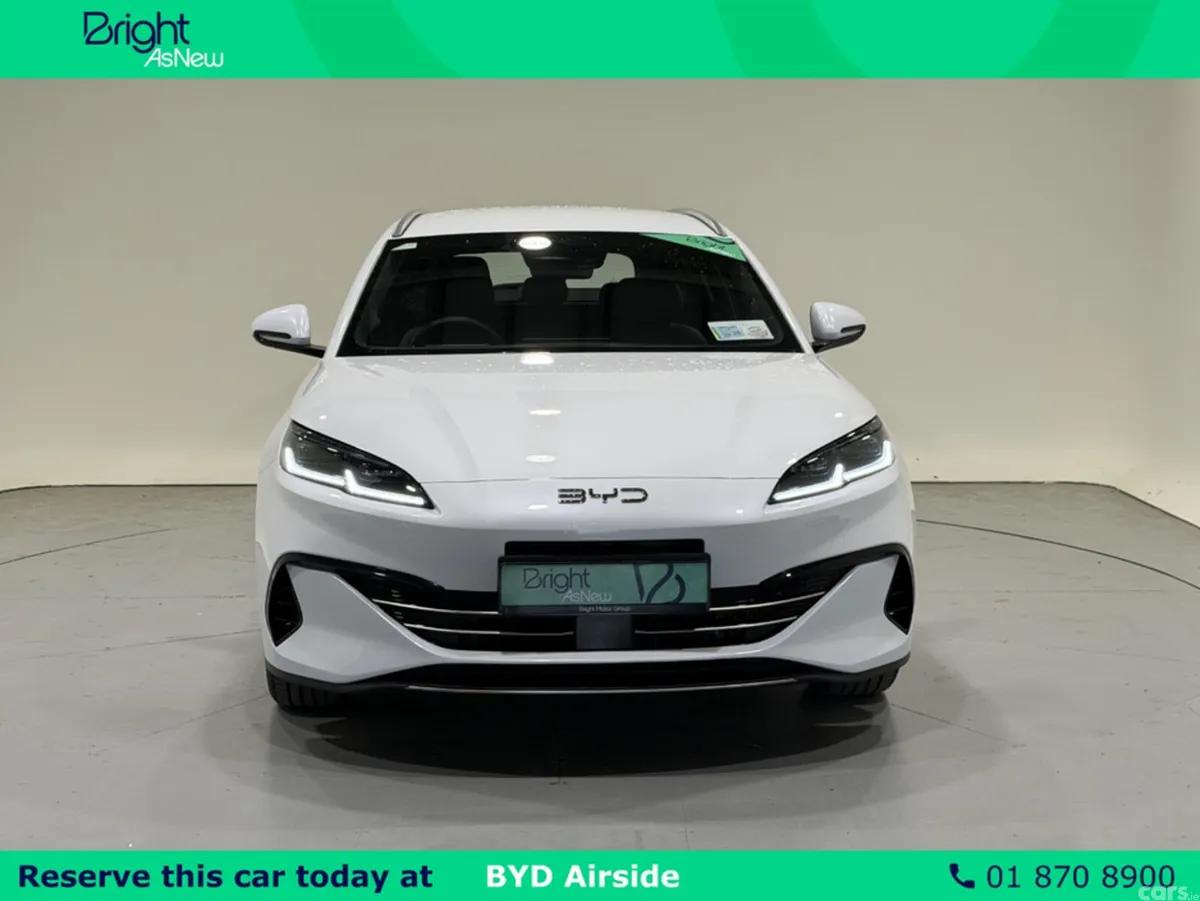 BYD SEAL Hatchback, Petrol Plug-in Hybrid, 2026, White