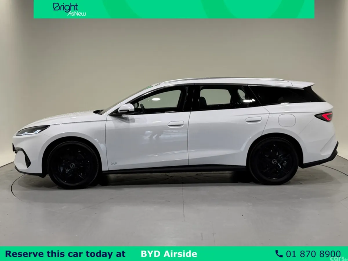 BYD SEAL Hatchback, Petrol Plug-in Hybrid, 2026, White