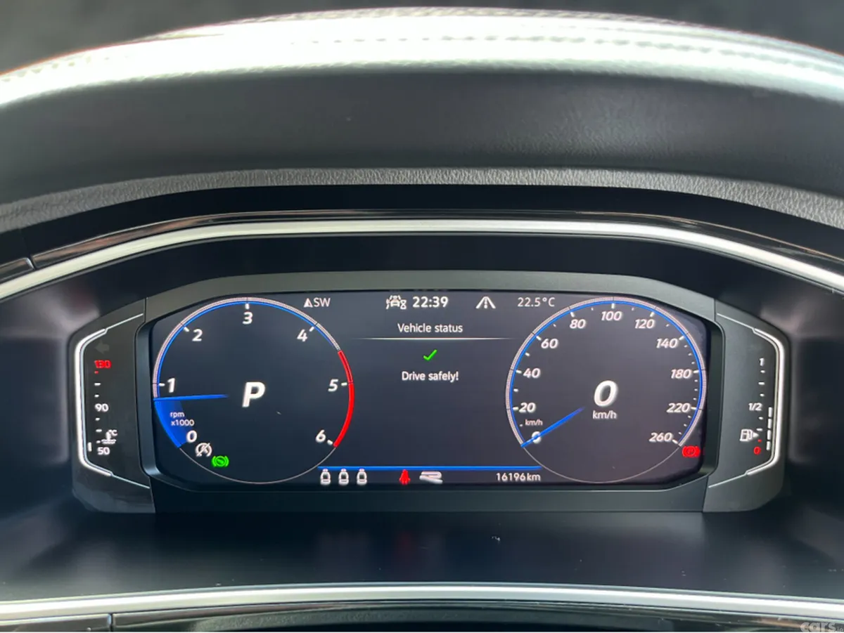 Volkswagen T-Roc SUV, Diesel, 2023, White