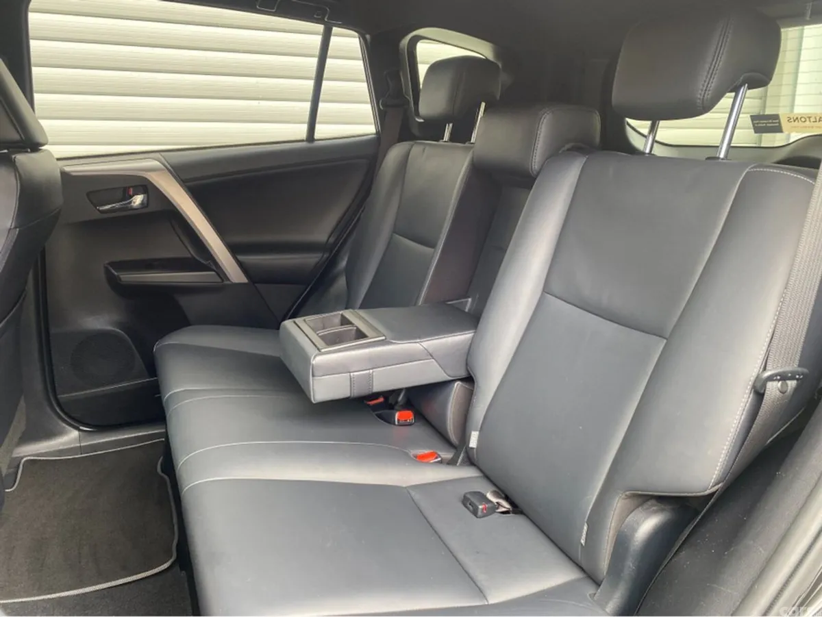 Toyota RAV4 MPV, Petrol Hybrid, 2017, Black