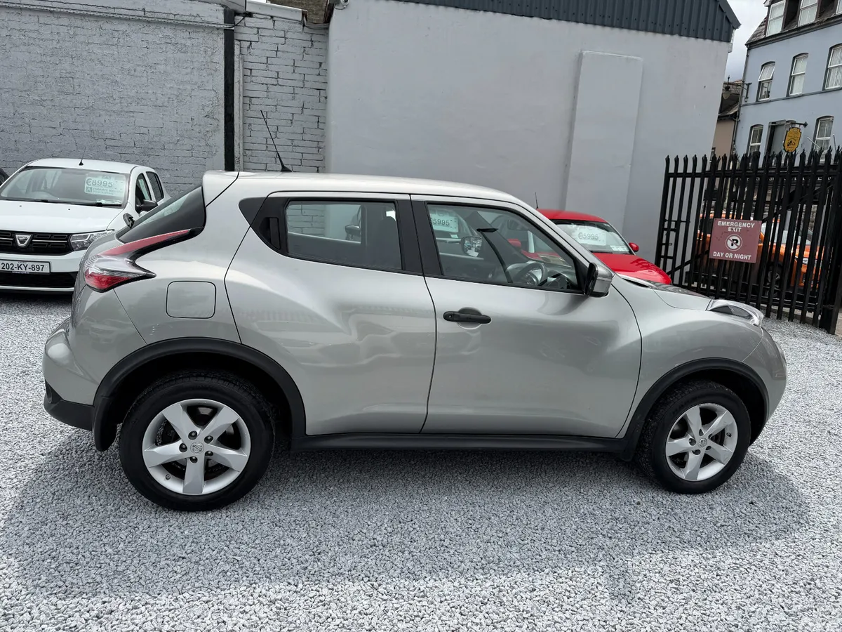 Nissan Juke SUV, Diesel, 2015, Silver