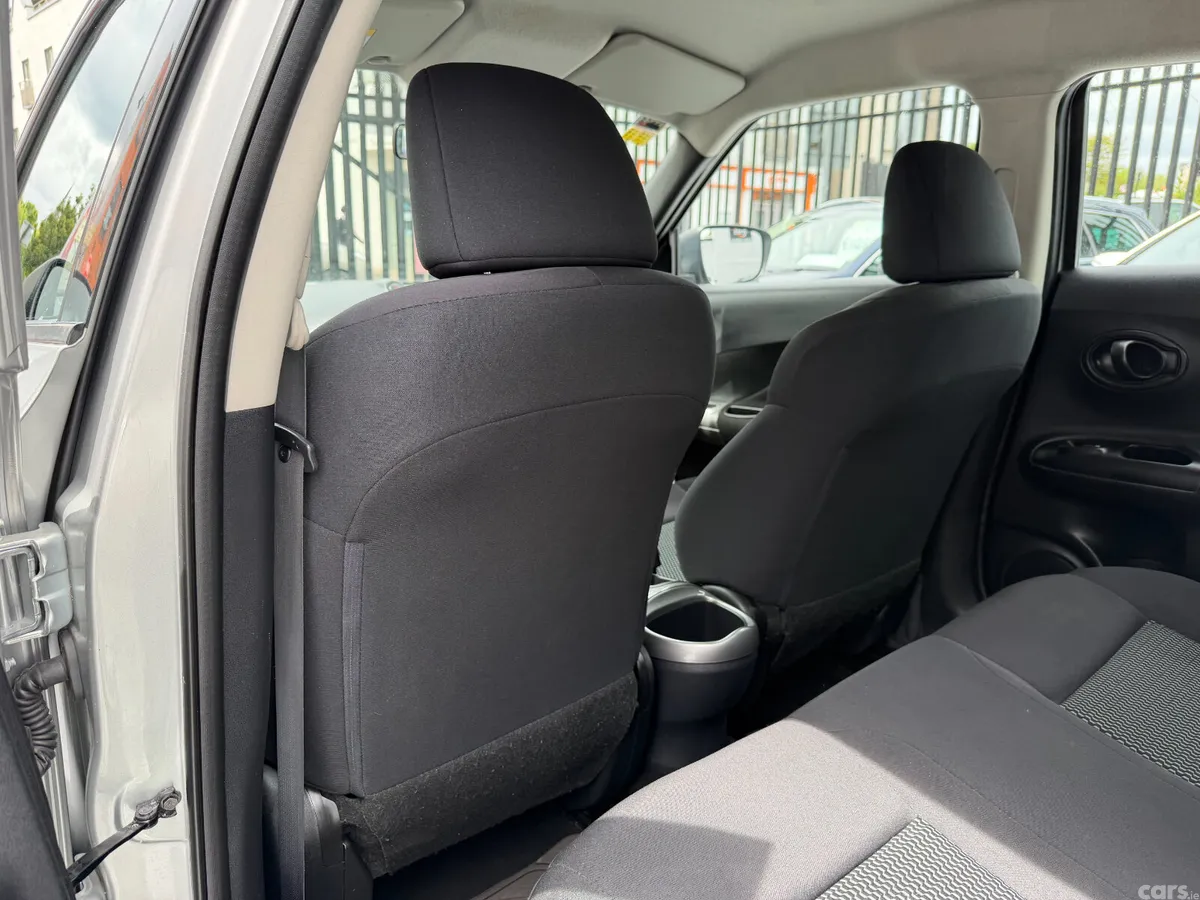 Nissan Juke SUV, Diesel, 2015, Silver