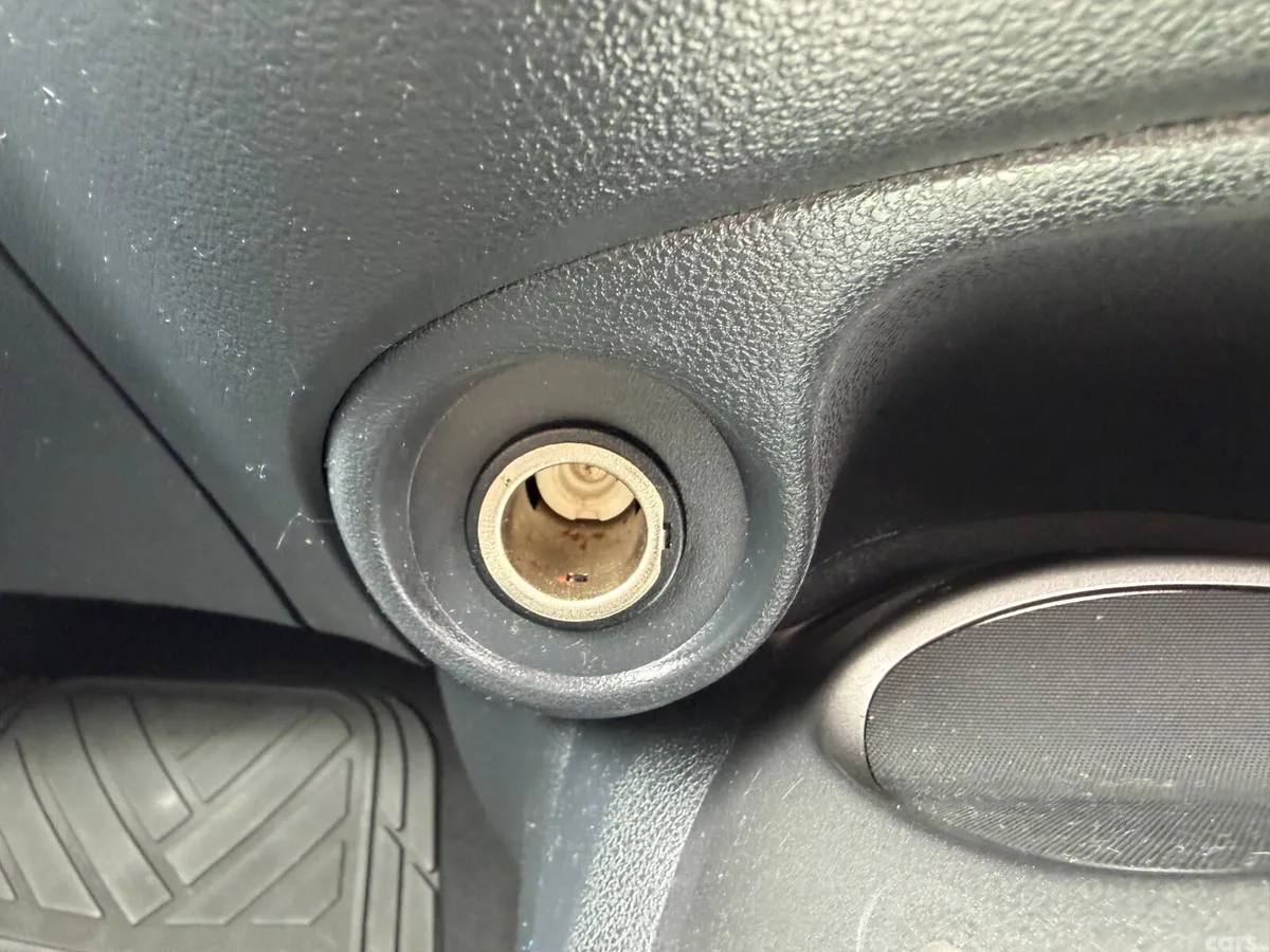 Nissan Juke SUV, Diesel, 2015, Silver