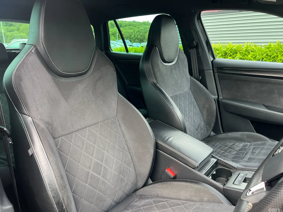 Skoda Superb Estate, Diesel, 2020, Black