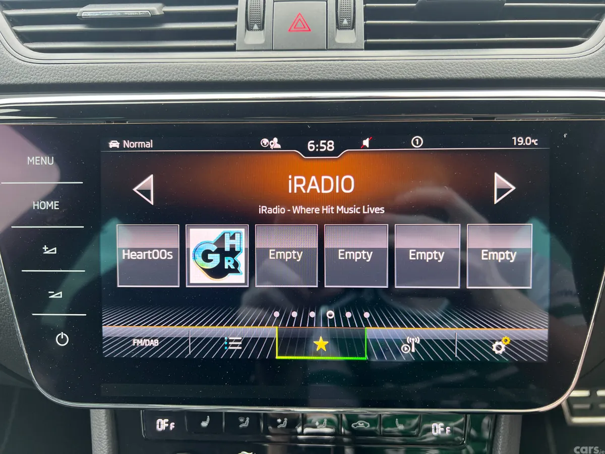 Skoda Superb Hatchback, Petrol Plug-in Hybrid, 2020, Grey