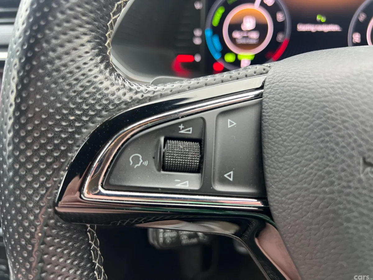 Skoda Superb Hatchback, Petrol Plug-in Hybrid, 2020, Grey
