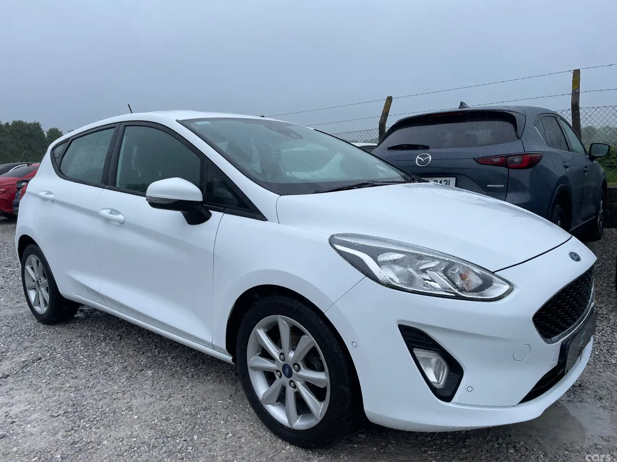 Ford Fiesta Hatchback, Petrol, 2019, White