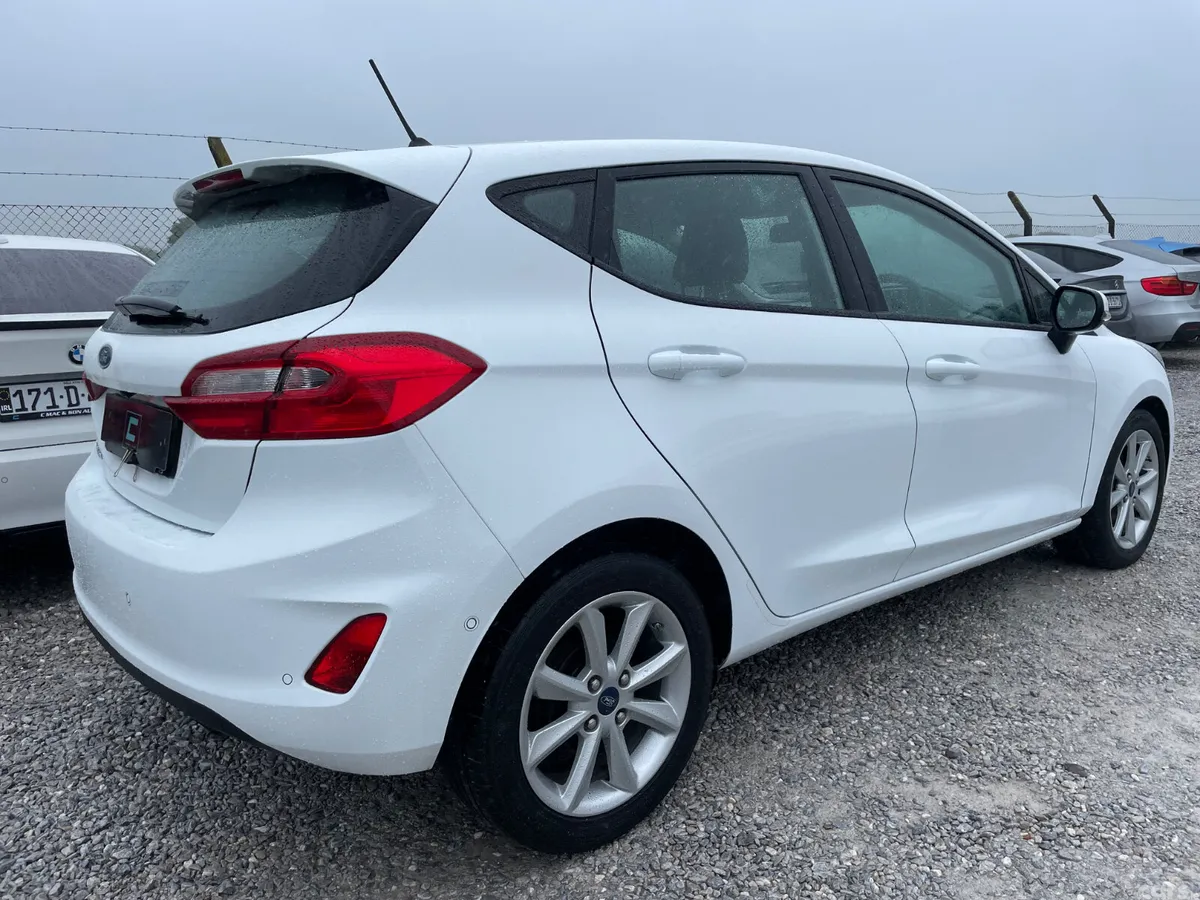 Ford Fiesta Hatchback, Petrol, 2019, White