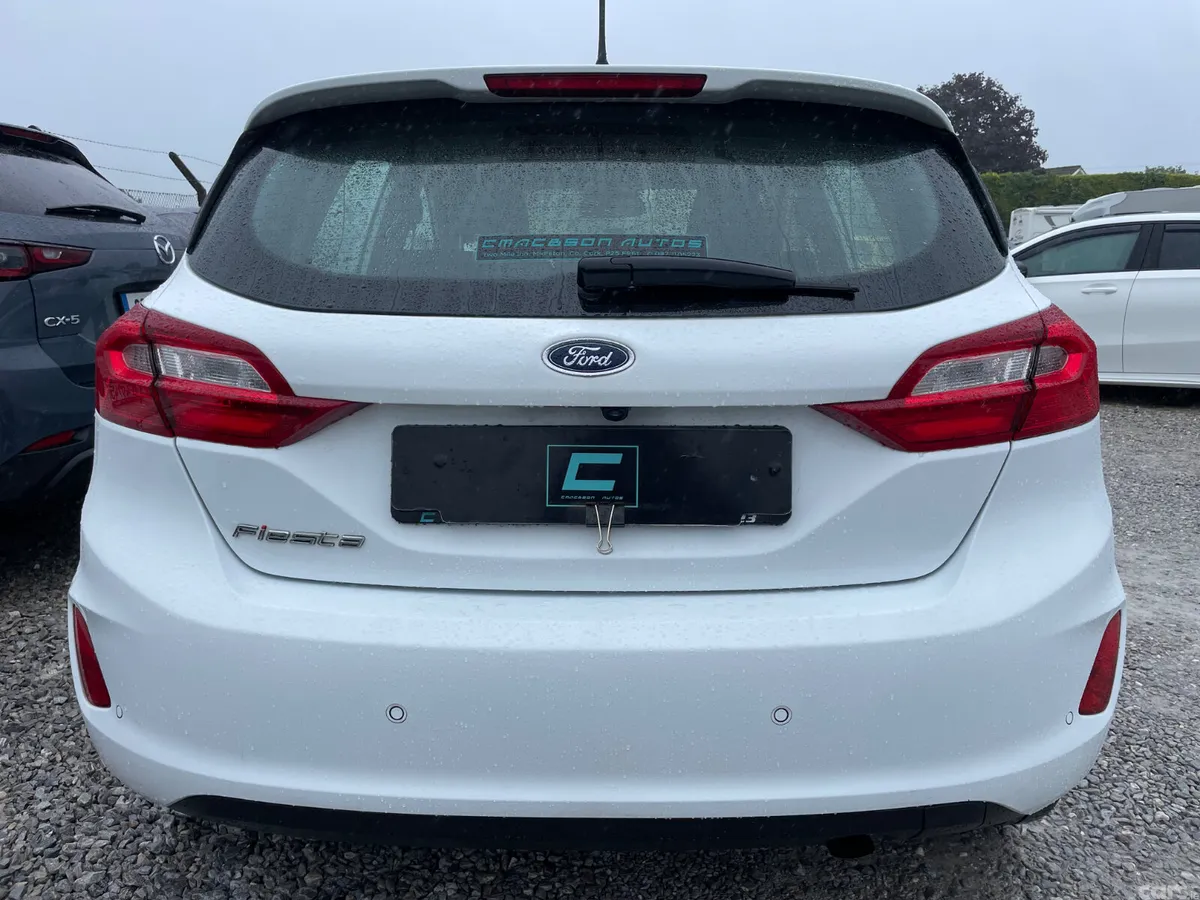 Ford Fiesta Hatchback, Petrol, 2019, White
