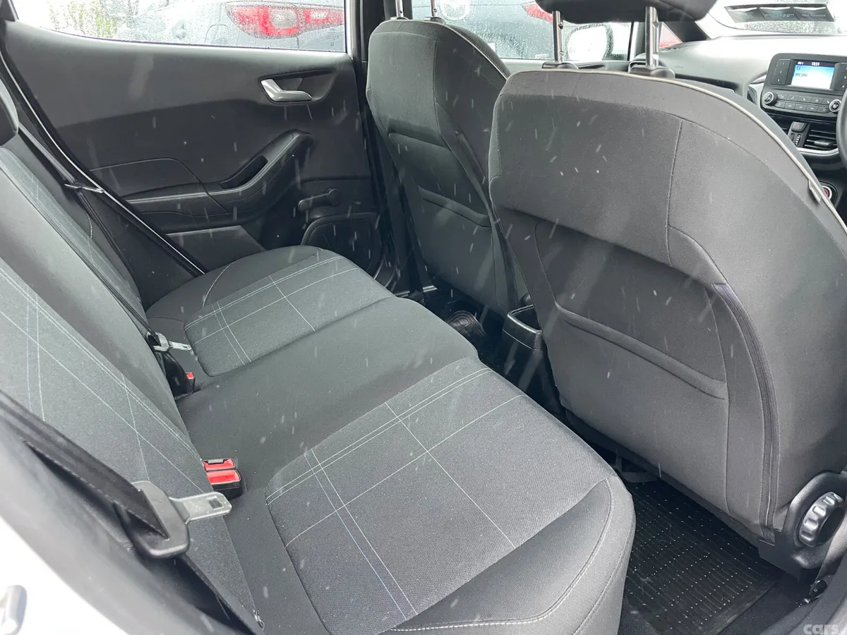 Ford Fiesta Hatchback, Petrol, 2019, White