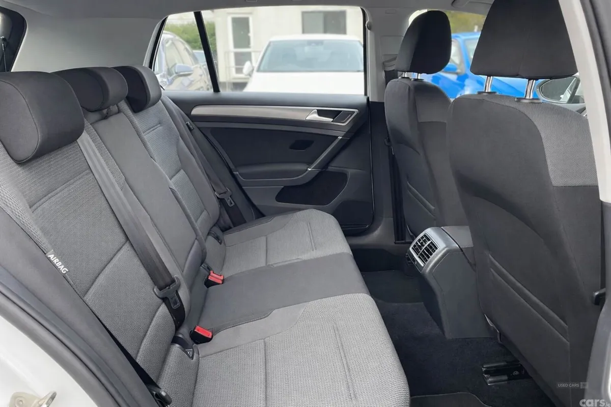 Volkswagen Golf , Petrol, 2014, White