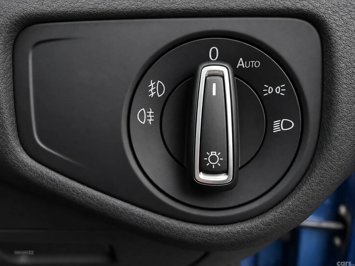 Volkswagen Golf , Petrol, 2014, Blue