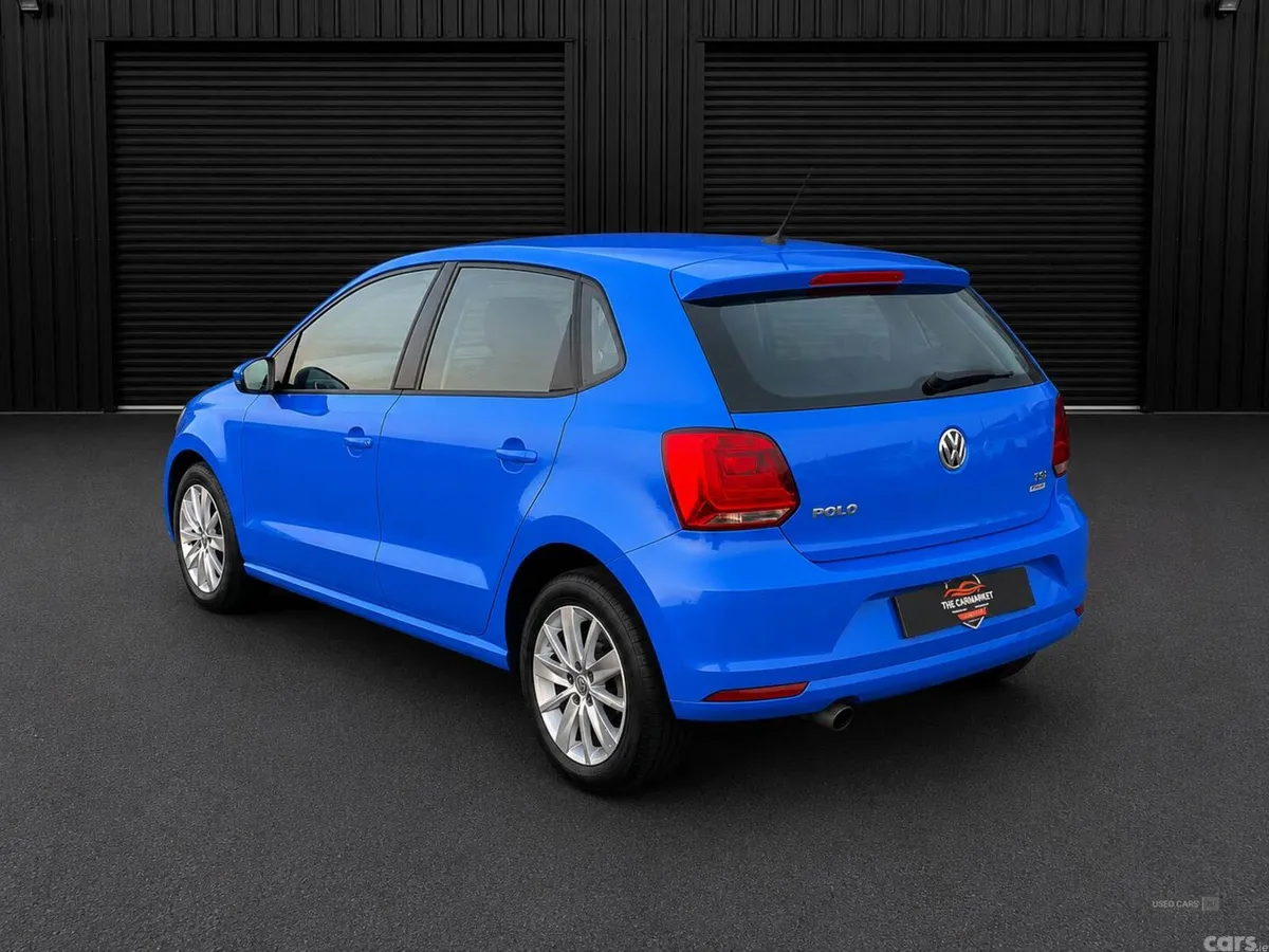 Volkswagen Polo , Petrol, 2014, Blue