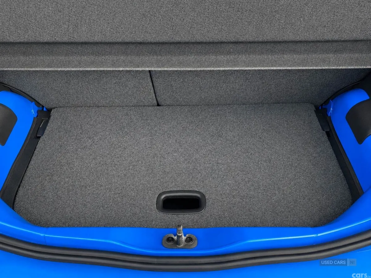 Volkswagen up! , Petrol, 2015, Blue