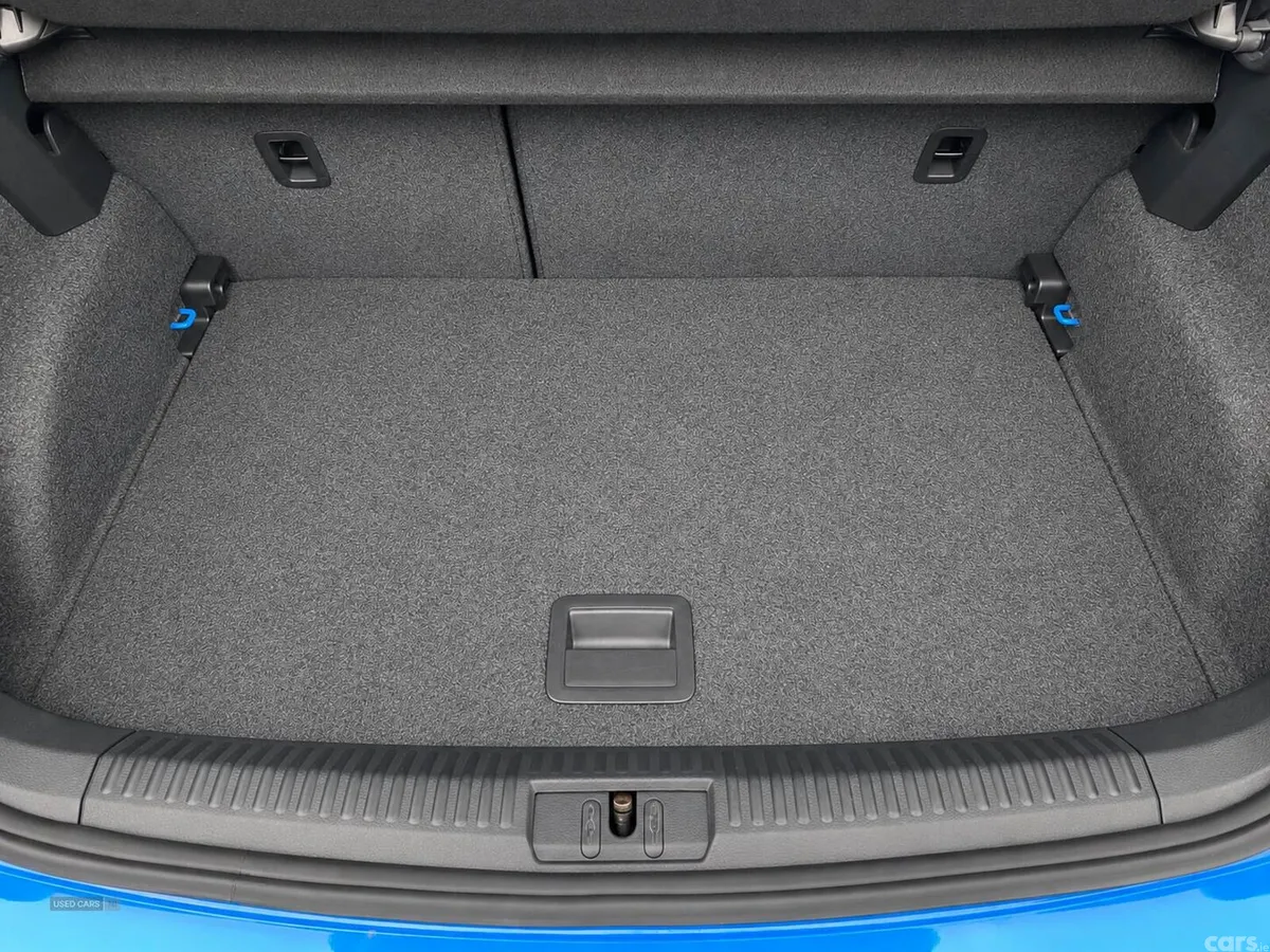 Volkswagen Polo , Petrol, 2014, Blue