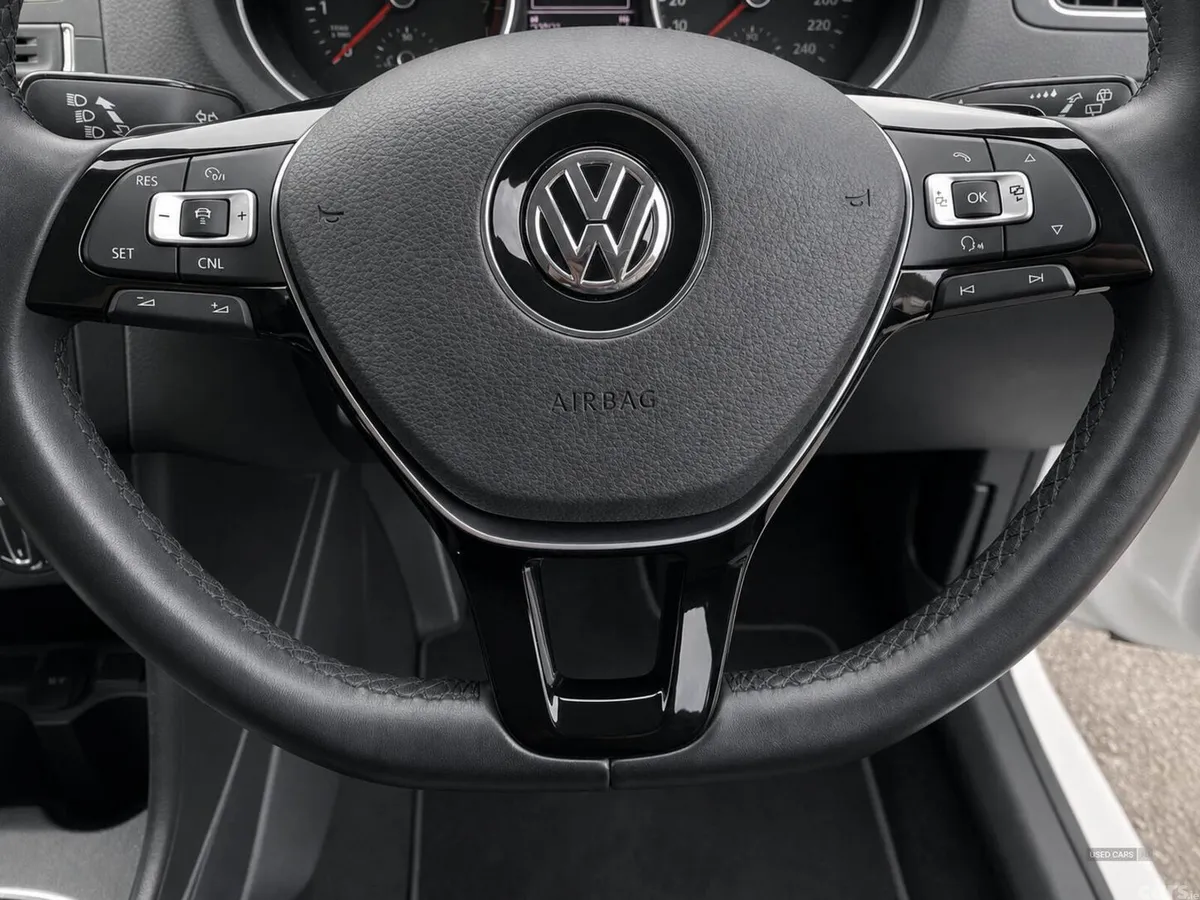 Volkswagen Polo , Petrol, 2014, White