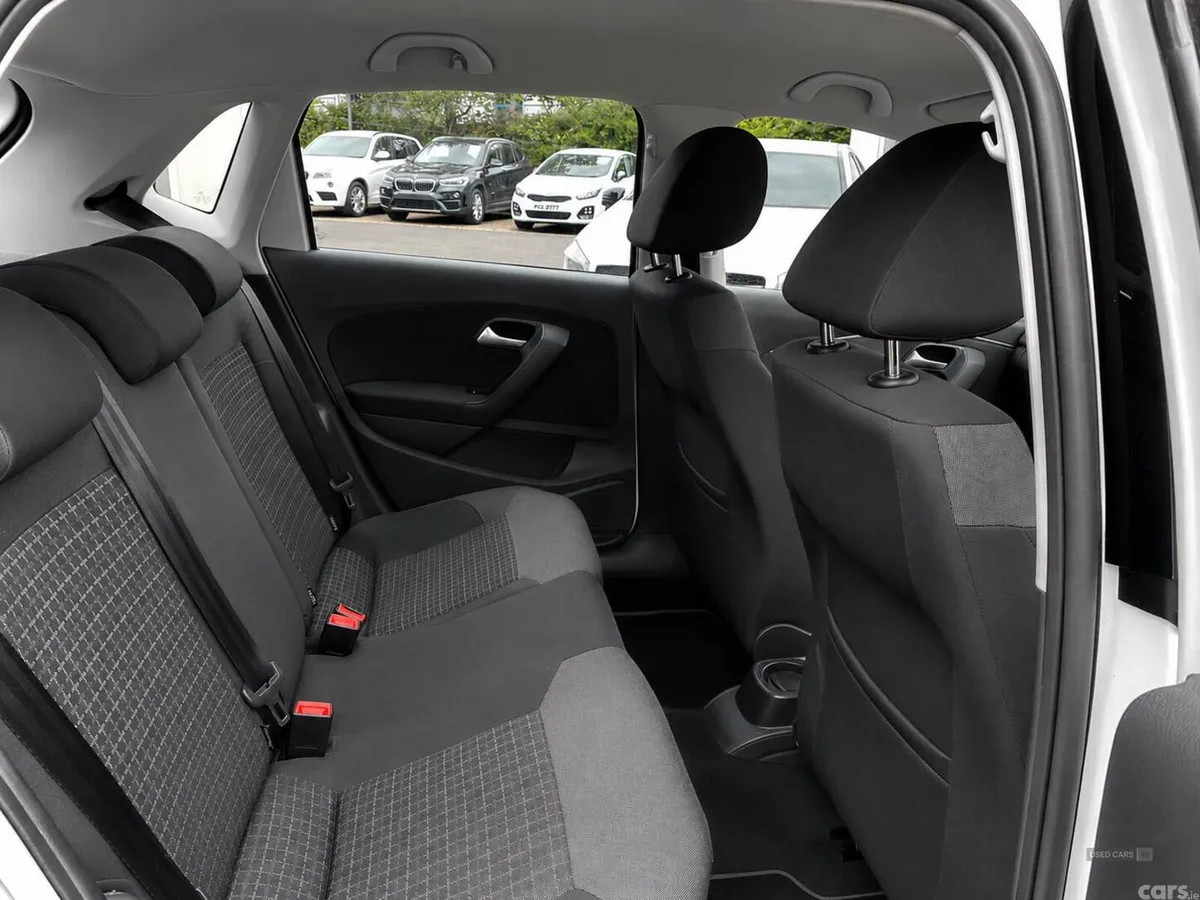 Volkswagen Polo , Petrol, 2014, White