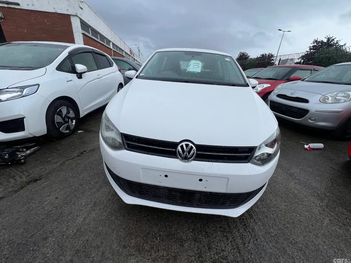 Volkswagen Polo 2013 Auto/ only 66k km/ warranty., Dublin 12