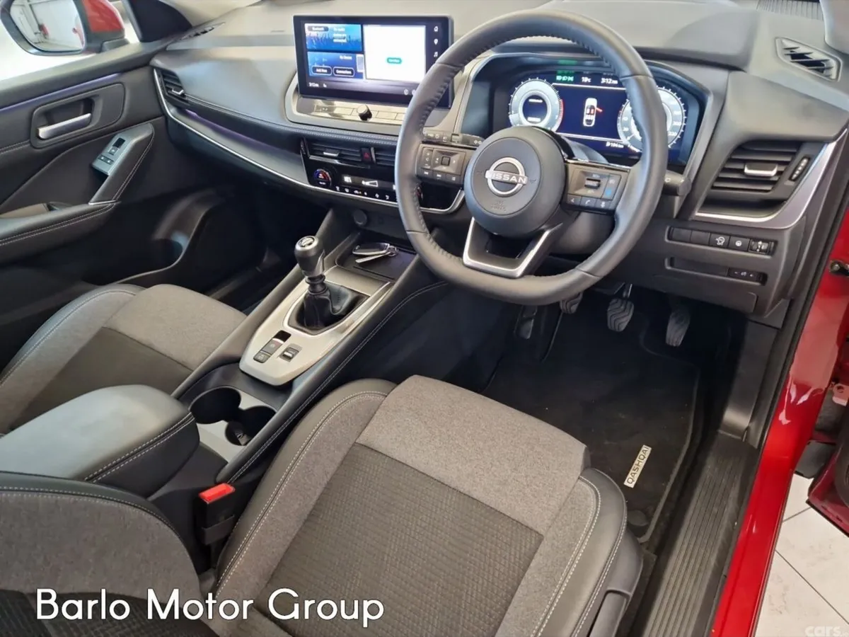 Nissan Qashqai MPV, Petrol Hybrid, 2026, Red