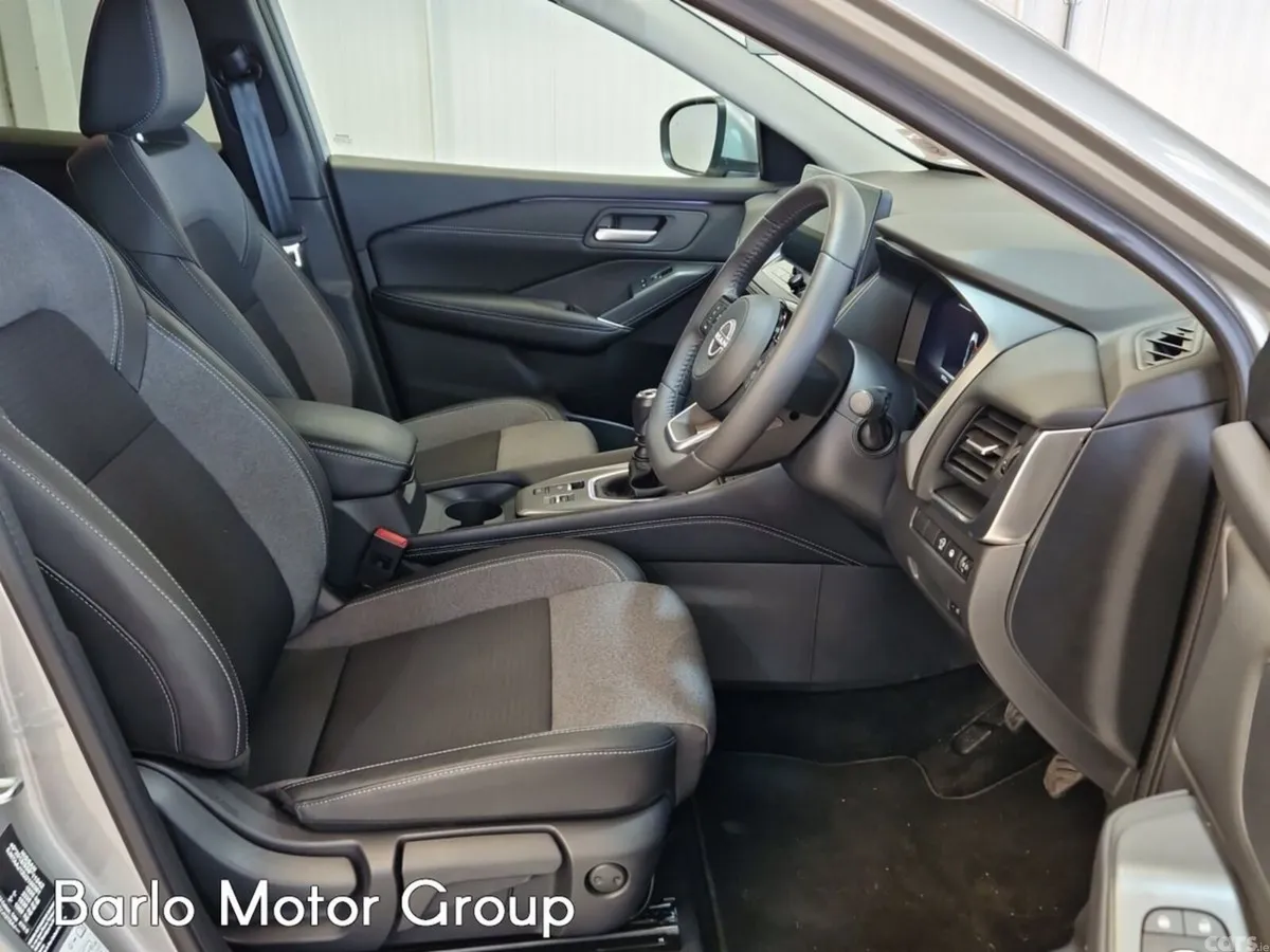 Nissan Qashqai MPV, Petrol Hybrid, 2026, Grey