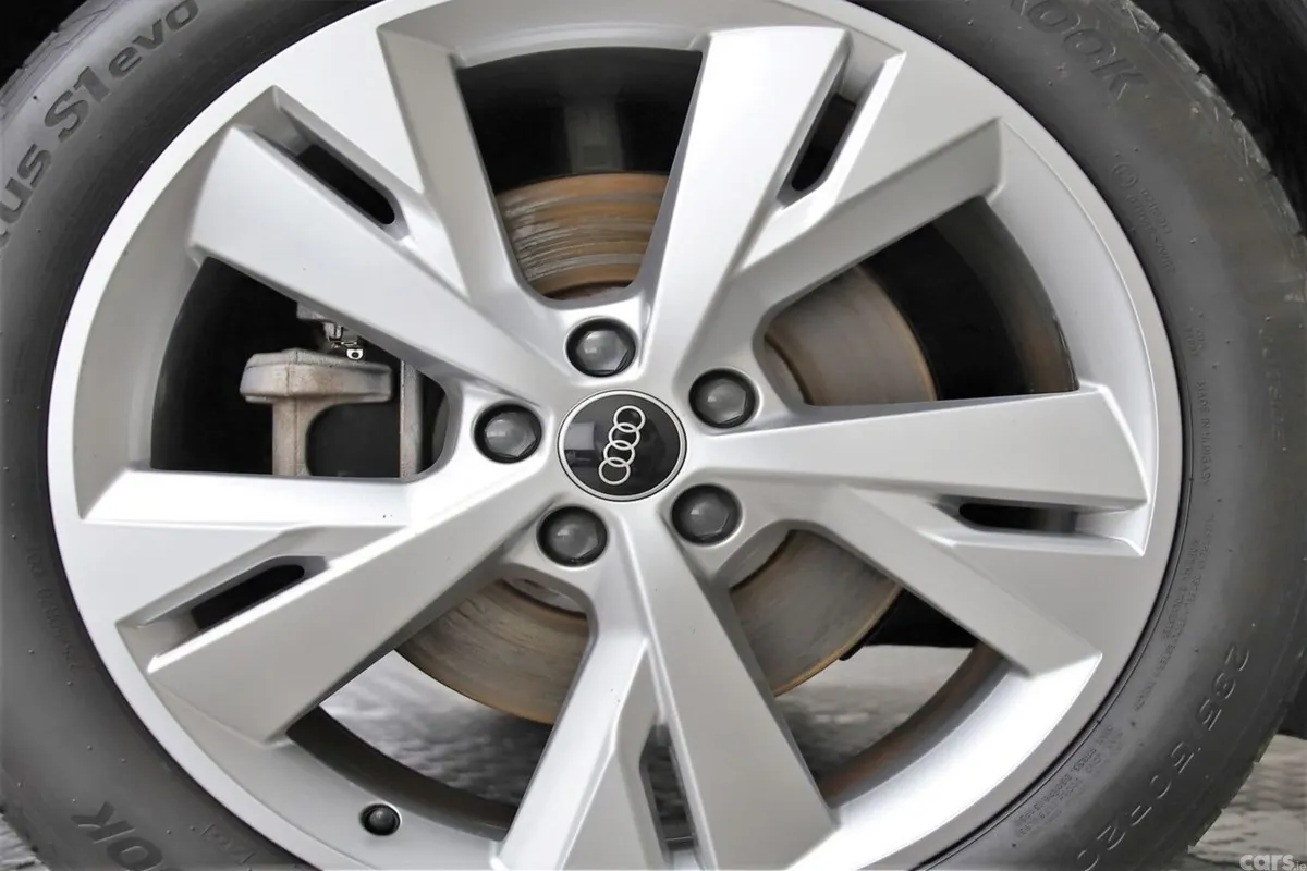 Audi Q4 e-tron SUV, Electric, 2023, Blue