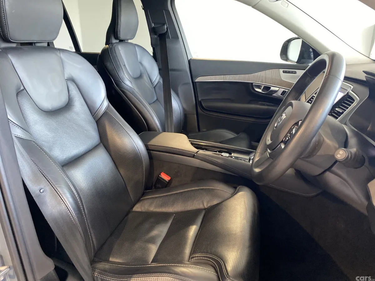 Volvo XC90 SUV, Petrol Hybrid, 2023, Grey