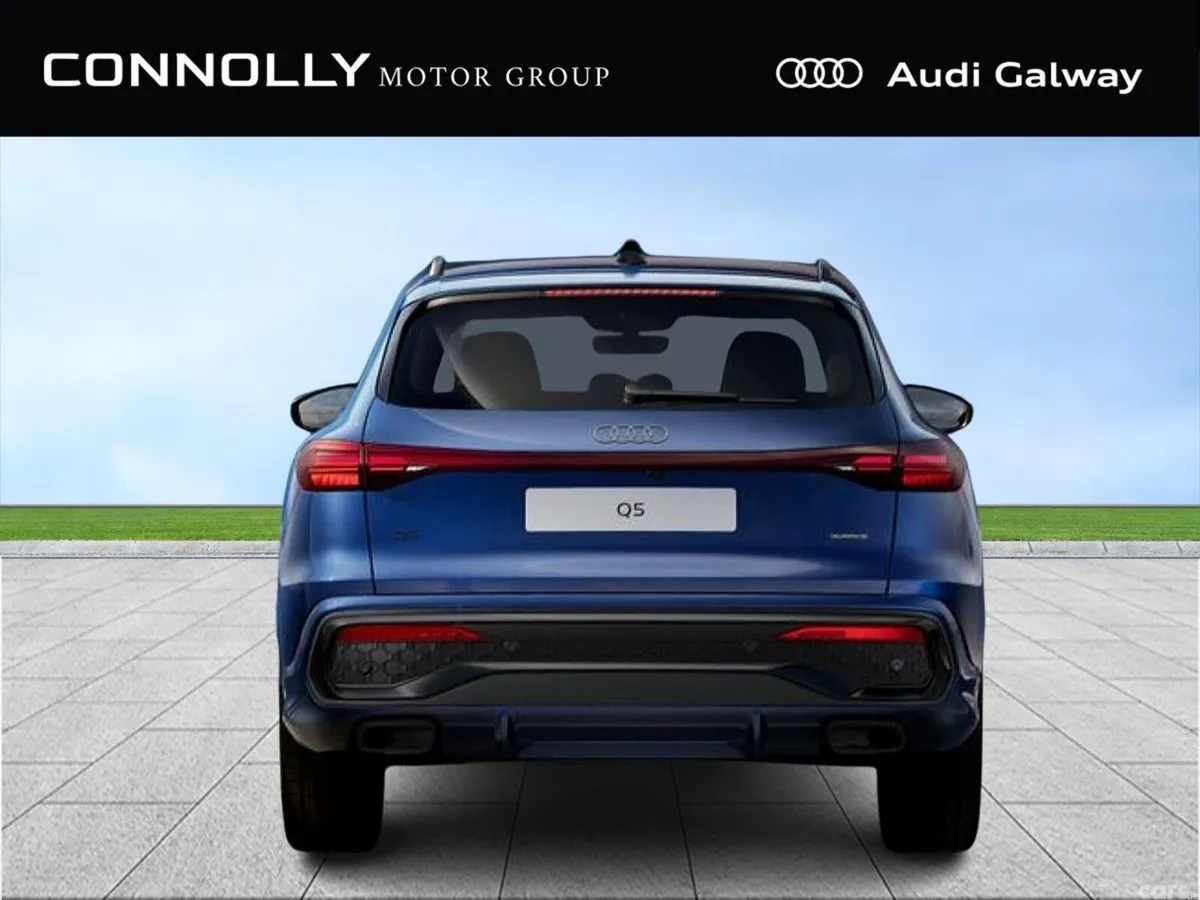 Audi Q5 SUV, Petrol Plug-in Hybrid, 2027, Blue