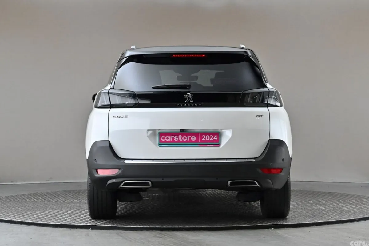 Peugeot 5008 MPV, Petrol Hybrid, 2024, White