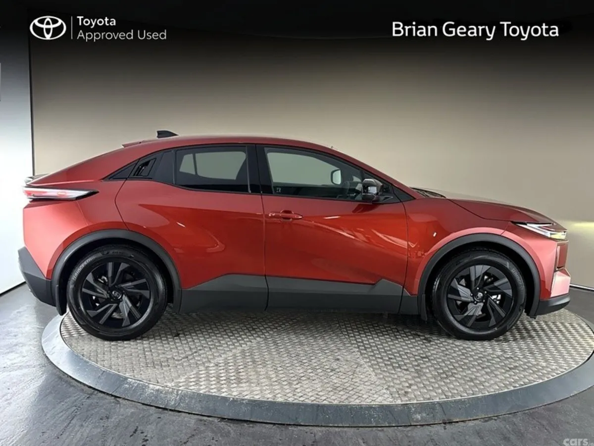 Toyota C-HR Estate, Electric, 2026, Brown