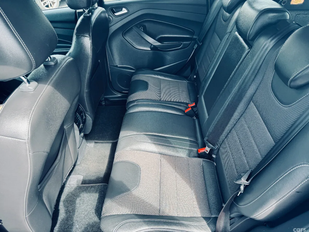 Ford Kuga SUV, Diesel, 2015, Silver