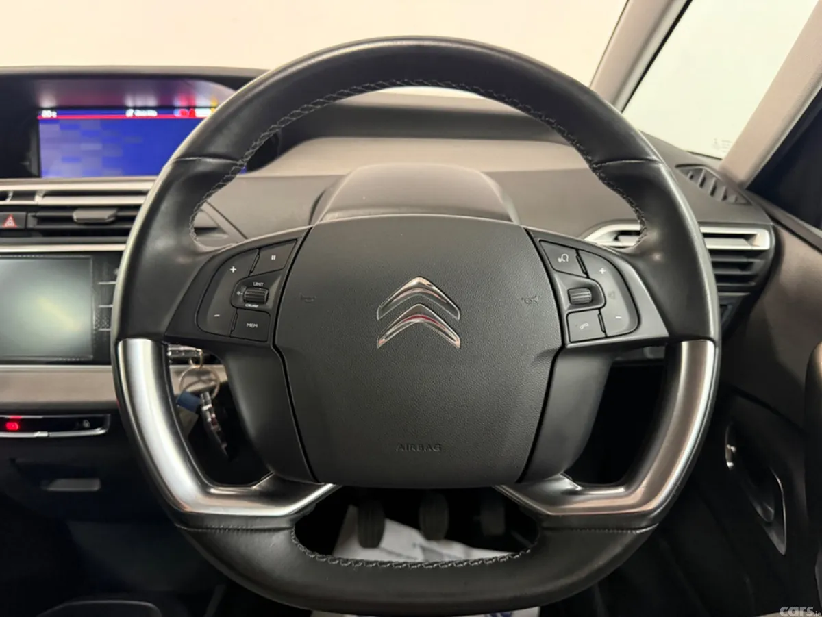 Citroen C4 Hatchback, Diesel, 2021, Red