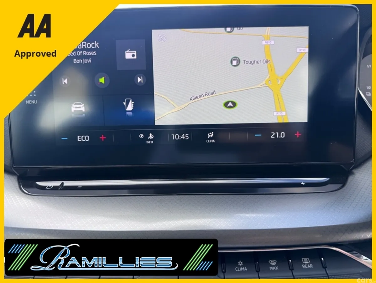 Skoda Octavia Hatchback, Petrol Plug-in Hybrid, 2021, Silver